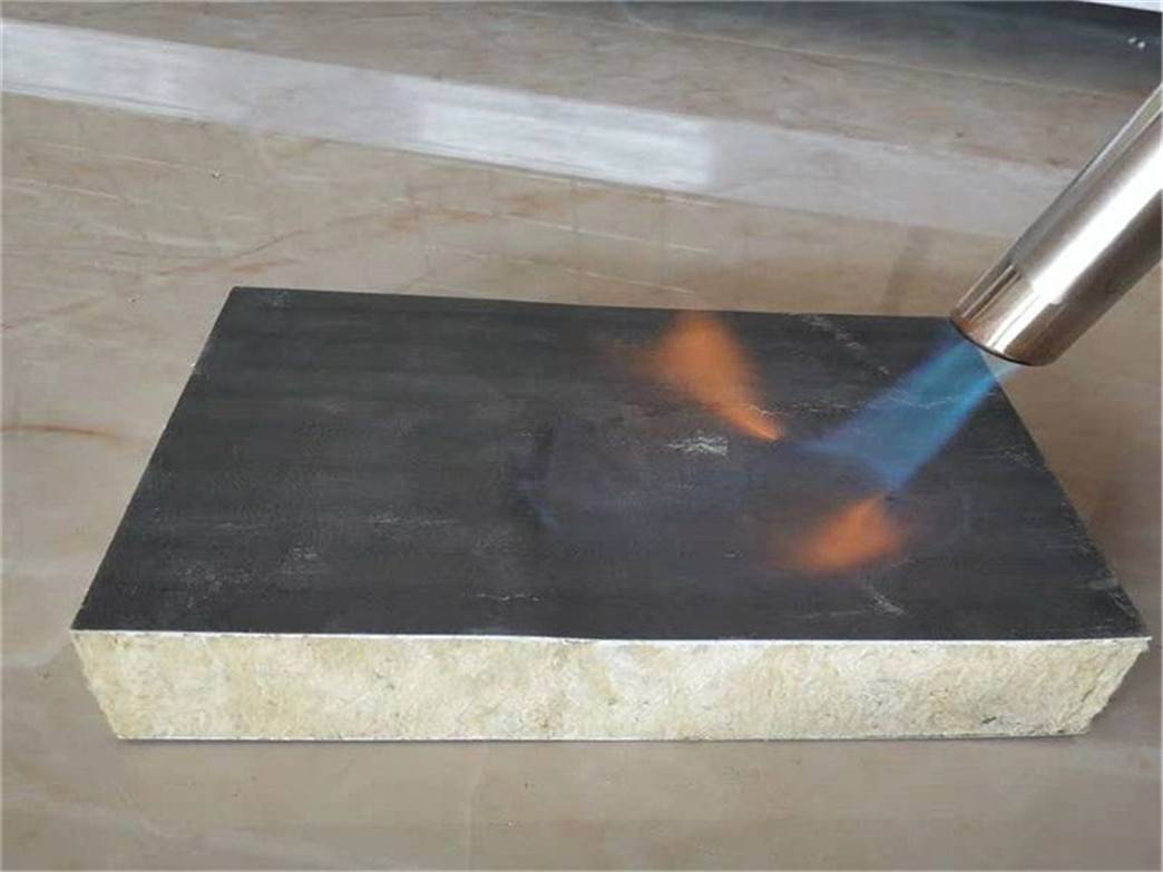 巖棉板復合板廠(chǎng)家直供